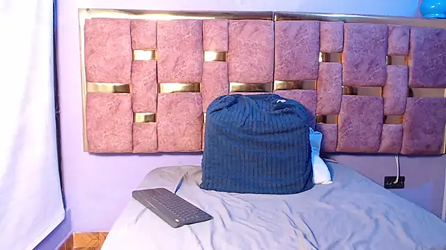  Caroline34 online show from March 25, 10:25 am