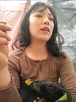 Snapshot of Alibabapi chatting on February 10, 7:18 am Alibabapi online show from February 10, 7:18 am