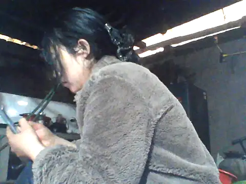 Snapshot of Alibabapi chatting on February 2, 4:44 am Alibabapi online show from February 2, 4:44 am