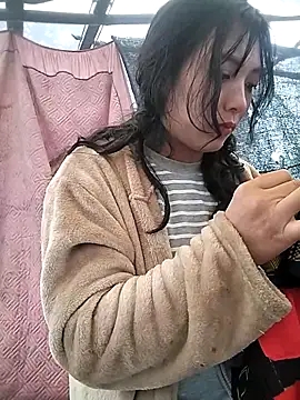 Snapshot of Alibabapi chatting on February 8, 8:01 am Alibabapi online show from February 8, 8:01 am