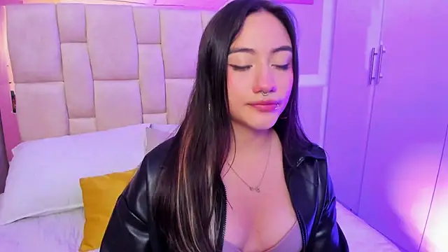 Nana  S online show from January 11, 3:13 am