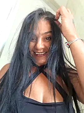 sweetCatallina online show from January 18, 3:59 pm