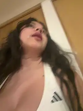 Charlyy1703 online show from April 10, 3:46 am