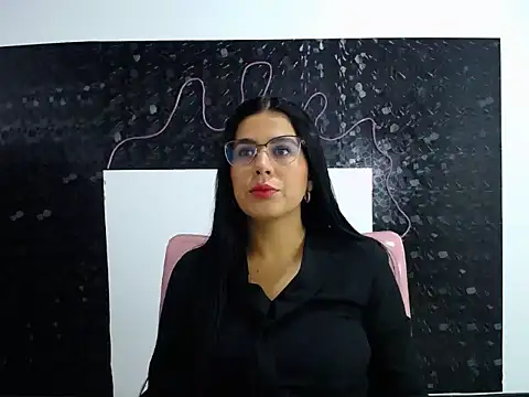 Snapshot of Alanaa_Sweet- chatting on November 30, 8:42 pm Alanaa Sweet- online show from November 30, 8:42 pm