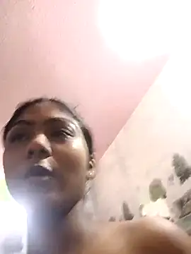 Snapshot of Cute_diya023 chatting on April 28, 6:29 am Cute diya023 online show from April 28, 6:29 am