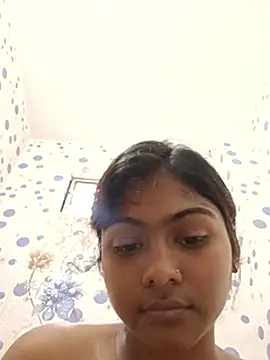 Snapshot of Cute_diya023 chatting on May 31, 8:42 am Cute diya023 online show from May 31, 8:42 am