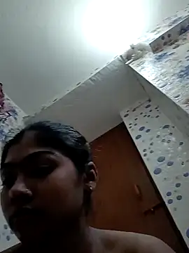 Snapshot of Cute_diya023 chatting on May 17, 5:07 am Cute diya023 online show from May 17, 5:07 am