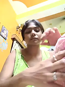 Snapshot of Cute_diya023 chatting on May 28, 5:30 pm Cute diya023 online show from May 28, 5:30 pm