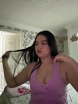 sweet ruby  online show from May 14, 11:57 pm