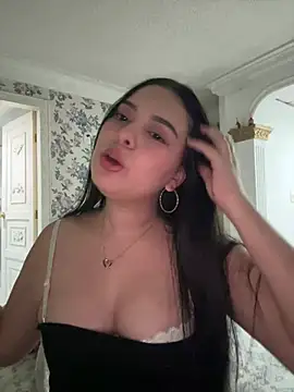 sweet ruby  online show from June 12, 2:20 am