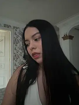 sweet ruby  online show from May 15, 10:30 pm