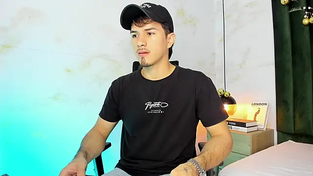 Justin duque online show from December 16, 7:51 pm