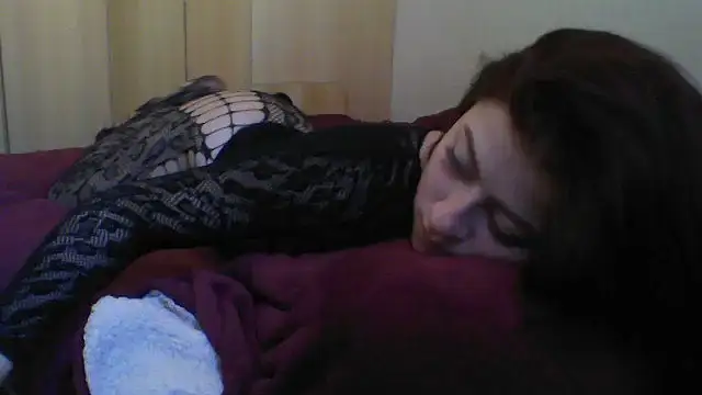 Snapshot of GabriellaManhas chatting on April 19, 6:32 pm GabriellaManhas online show from April 19, 6:32 pm