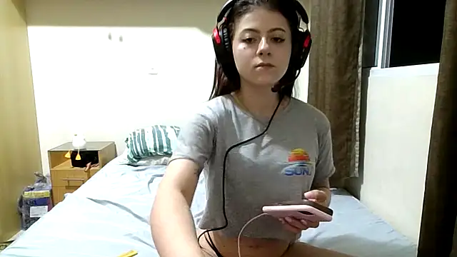 GabriellaManhas online show from March 26, 11:57 pm