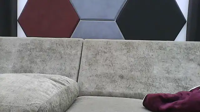 GabriellaManhas online show from February 1, 7:06 am