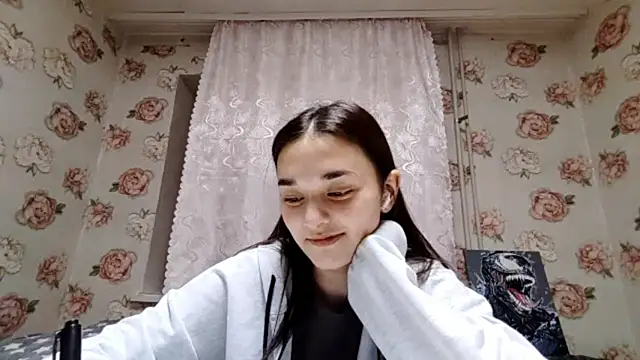 MeerryGirIs online show from December 3, 2:38 pm