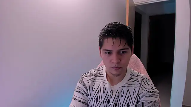 Snapshot of Asta_YunoXXX chatting on June 6, 1:55 am Asta YunoXXX online show from June 6, 1:55 am