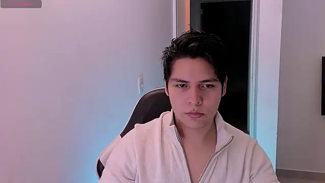 Snapshot of Asta_YunoXXX chatting on July 19, 3:26 am Asta YunoXXX online show from July 19, 3:26 am