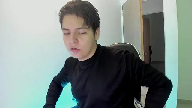Snapshot of Asta_YunoXXX chatting on July 2, 3:29 pm Asta YunoXXX online show from July 2, 3:29 pm