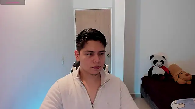 Snapshot of Asta_YunoXXX chatting on May 9, 2:48 am Asta YunoXXX online show from May 9, 2:48 am