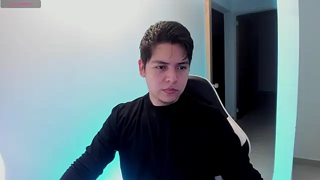 Snapshot of Asta_YunoXXX chatting on June 23, 12:41 am Asta YunoXXX online show from June 23, 12:41 am