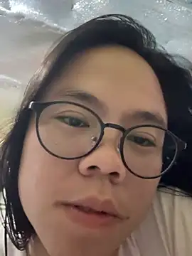 Snapshot of xxdreamgirl69 chatting on June 28, 9:37 am xxdreamgirl69 online show from June 28, 9:37 am