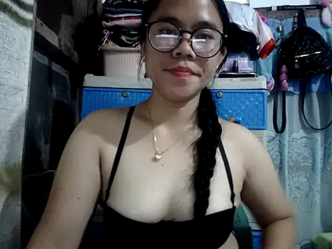 xxdreamgirl69 online show from March 4, 12:40 am