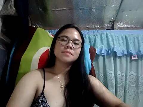 xxdreamgirl69 online show from May 3, 10:02 pm