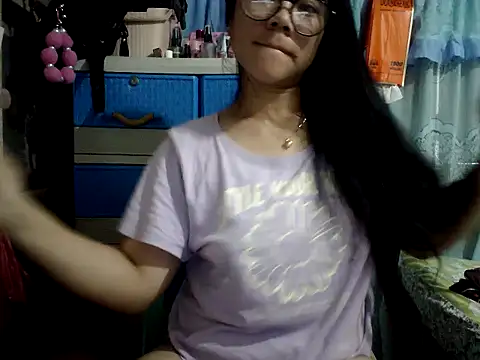 xxdreamgirl69 online show from March 11, 1:21 am