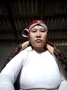 Snapshot of LeoPet2x chatting on January 15, 4:16 am LeoPet2x online show from January 15, 4:16 am