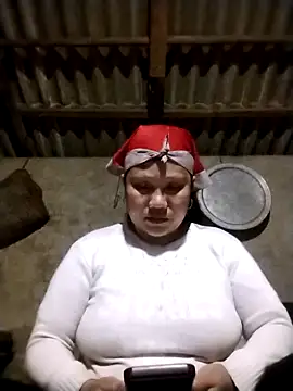 LeoPet2x online show from February 13, 10:10 pm