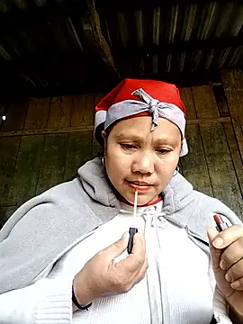 Snapshot of LeoPet2x chatting on January 13, 3:54 am LeoPet2x online show from January 13, 3:54 am