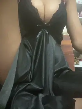 Snapshot of Namratajainn chatting on April 8, 7:37 pm Namratajainn online show from April 8, 7:37 pm