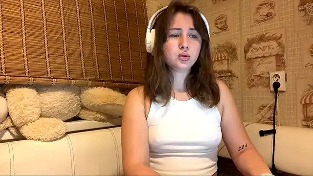 Snapshot of Tessa_Muse chatting on November 29, 3:45 pm Tessa Muse online show from November 29, 3:45 pm