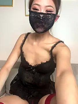 Snapshot of youyou-baby999 chatting on December 19, 2:08 pm youyou-baby999 online show from December 19, 2:08 pm