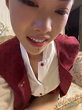 youyou-baby999 online show from May 28, 3:47 am