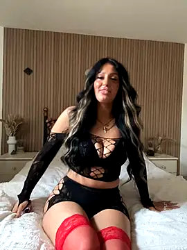 Snapshot of Lolaxox_ chatting on November 28, 1:44 pm Lolaxox online show from November 28, 1:44 pm