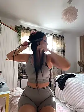 Lolaxox  online show from March 3, 1:29 pm