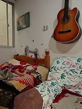 Emma Everett online show from December 5, 12:15 pm