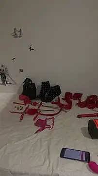 Emma Everett online show from January 8, 1:28 pm