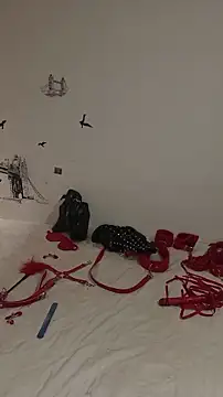 Emma Everett online show from January 9, 1:07 pm