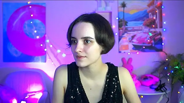 KateWillows online show from November 29, 12:16 pm