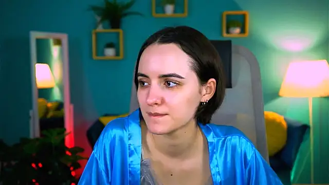 KateWillows online show from February 15, 4:57 am