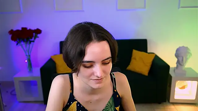 KateWillows online show from December 5, 4:22 am