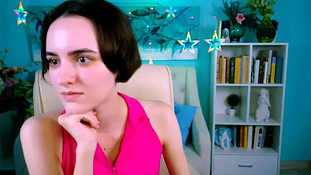 KateWillows online show from November 28, 12:38 pm