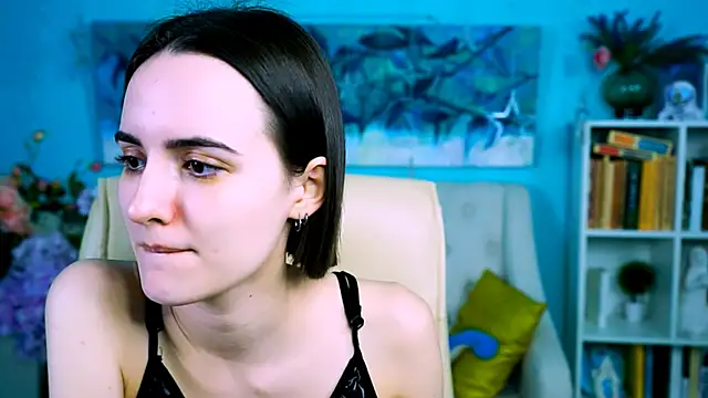 KateWillows online show from March 20, 4:35 am