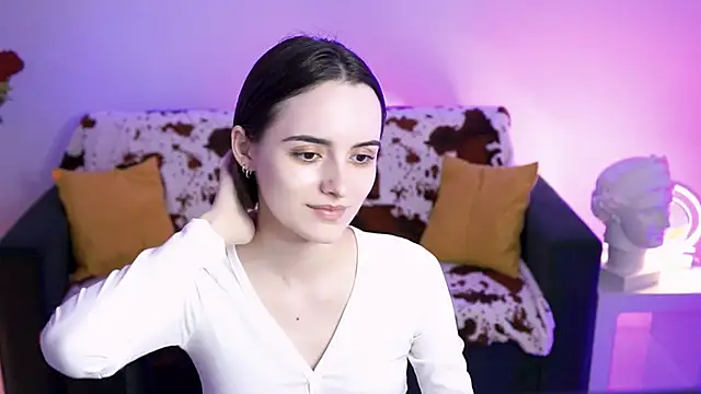 KateWillows online show from March 22, 4:27 am