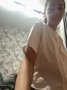 cordeliawow online show from March 24, 4:23 am