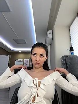 cordeliawow online show from February 20, 6:10 am