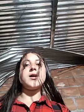 sammyyblondee online show from December 18, 10:02 pm